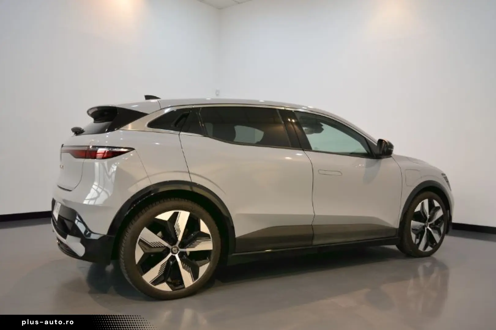 RENAULT MEGANE E-TECH EV60 220cp techno super charge