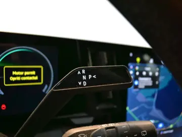 RENAULT MEGANE E-TECH EV60 220cp techno super charge