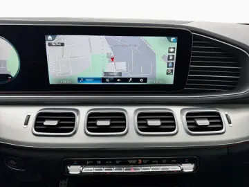 MERCEDES-BENZ GLE 300d 4Matic AMG Night Pano