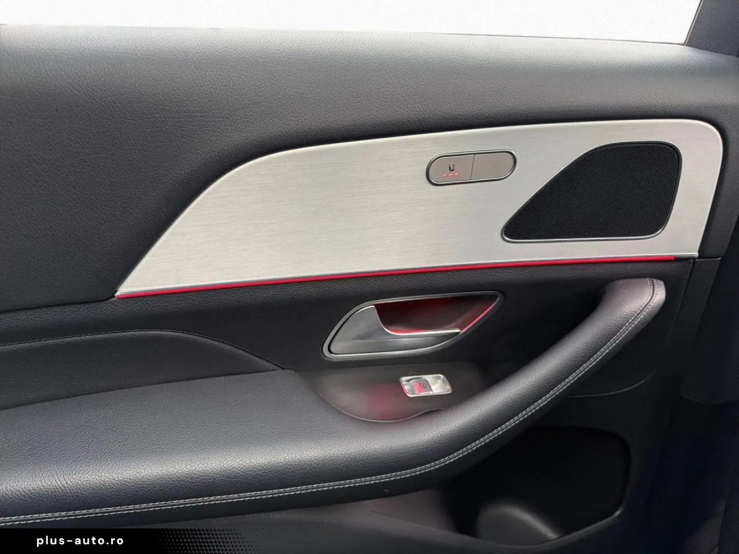 MERCEDES-BENZ GLE 300d 4Matic AMG Night Pano