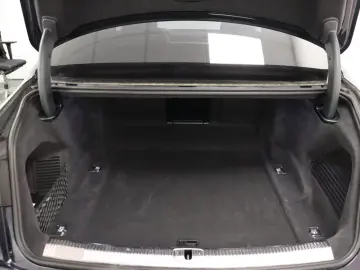 Audi A8 50 TDI quattro