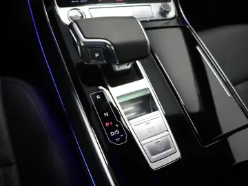 Audi A8 50 TDI quattro