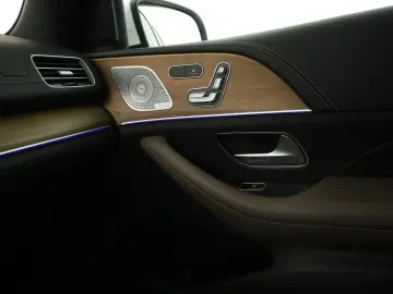 MERCEDES-BENZ GLE 350 de 4M  Multibeam AHK Pano 360 &hellip;