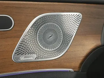 MERCEDES-BENZ GLE 350 de 4M  Multibeam AHK Pano 360 &hellip;