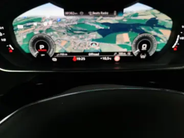 Audi A8 -S line Daytona