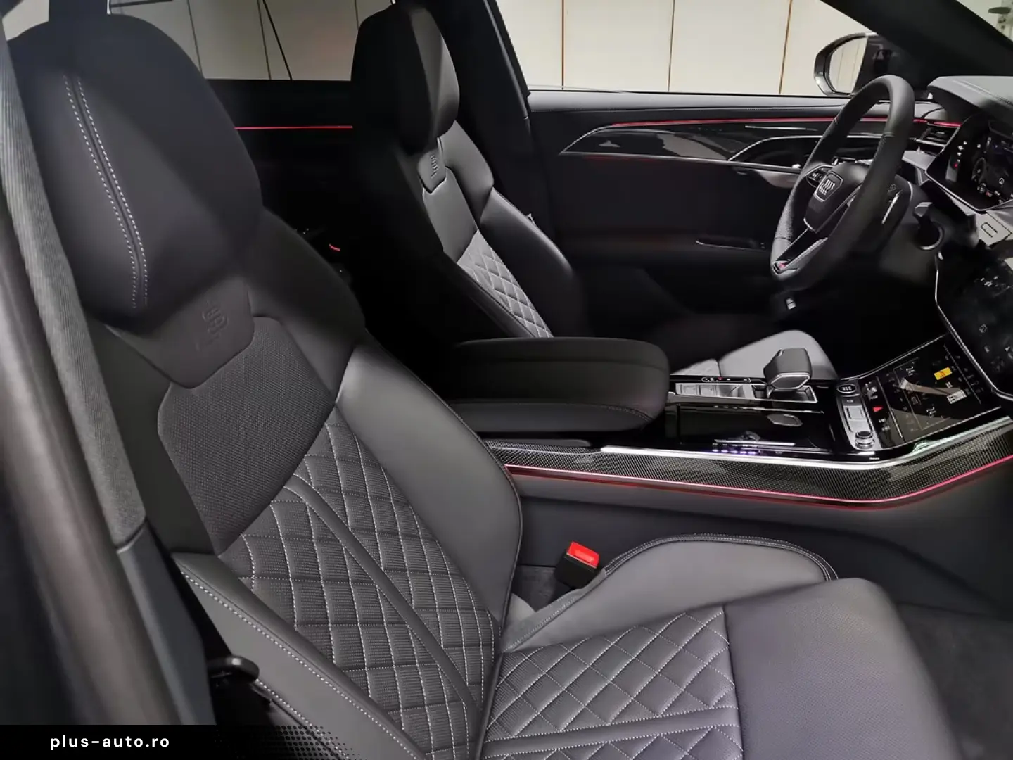 Audi A8 -S line Daytona