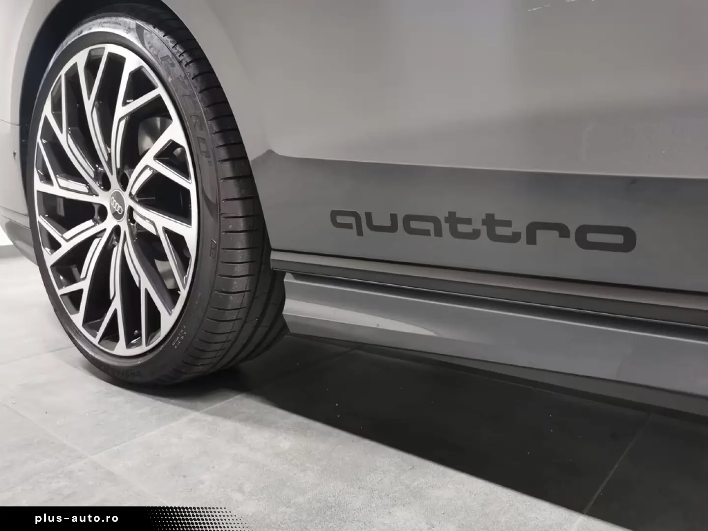 Audi A8 -S line Daytona