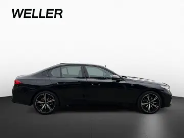 BMW 530e Lim M SPORT KomSi AdLED AHK Kam DA Alu20