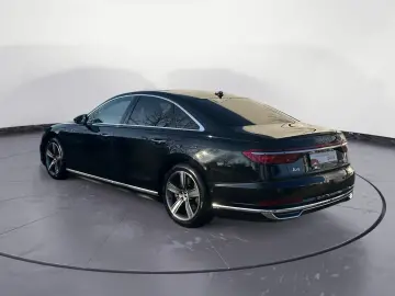 Audi A8 60 TFSI e quattro