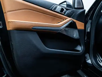 BMW X5 40d xDRIVE M SPORT LSR ACC