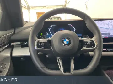 BMW 540d A xDrive Lim M-Sport LCPro HUD ACC Pro 360