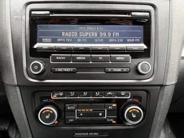 VW Golf 6 BLUE-MOTION  Fab 12-2011