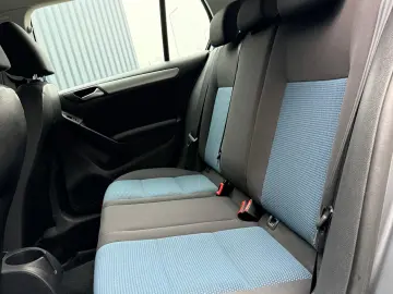 VW Golf 6 BLUE-MOTION  Fab 12-2011