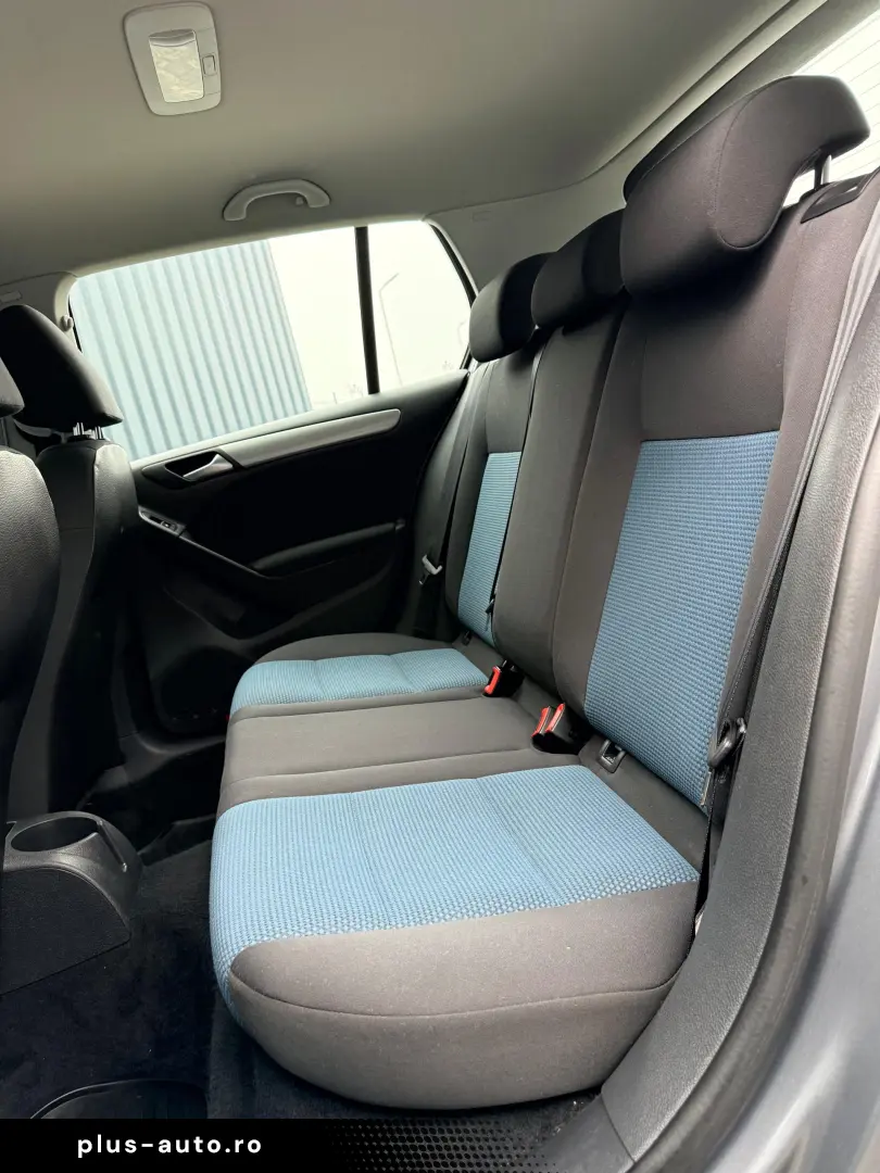 VW Golf 6 BLUE-MOTION  Fab 12-2011