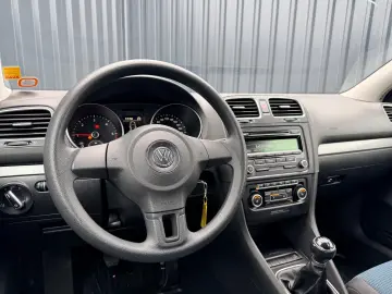 VW Golf 6 BLUE-MOTION  Fab 12-2011