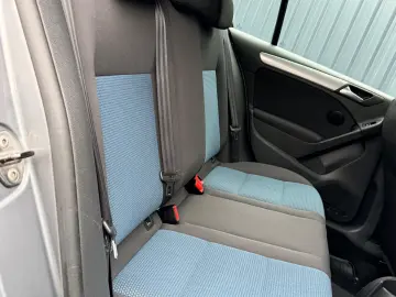 VW Golf 6 BLUE-MOTION  Fab 12-2011