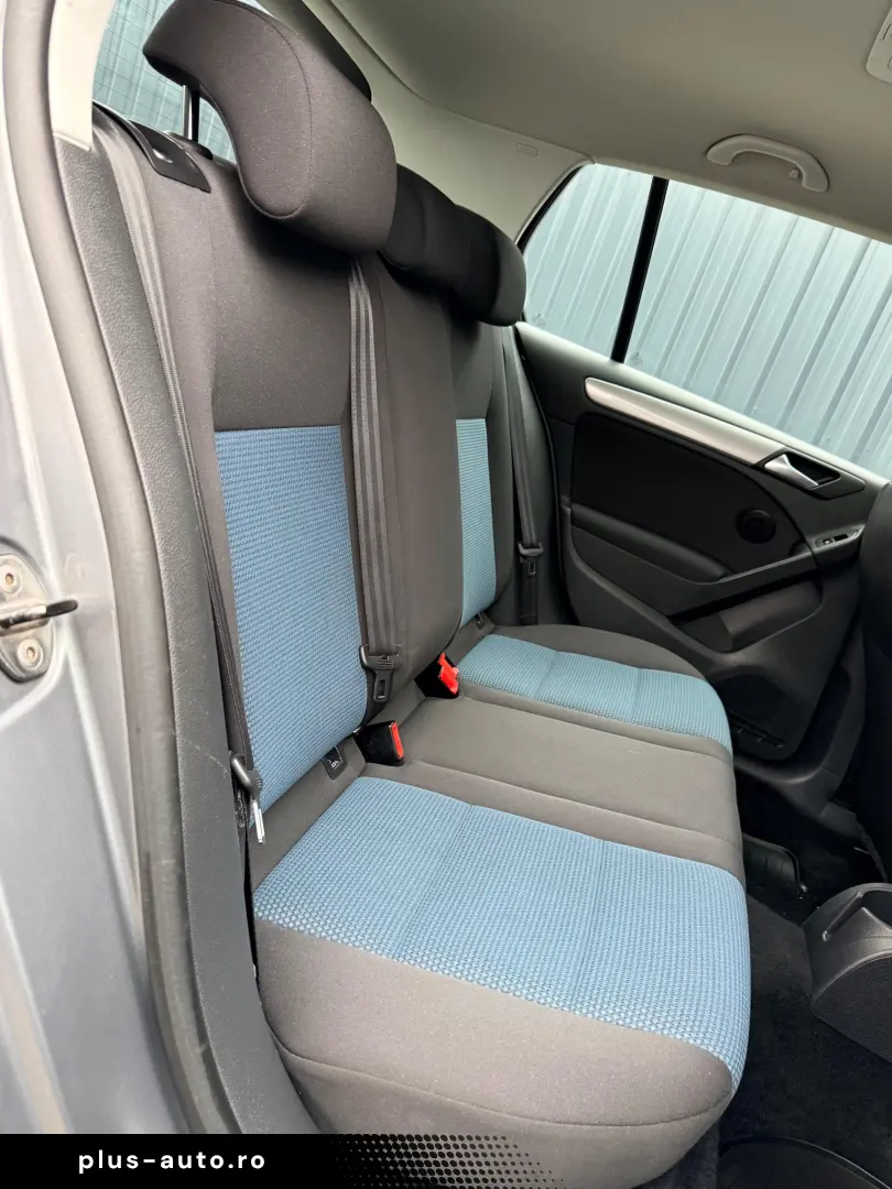 VW Golf 6 BLUE-MOTION  Fab 12-2011