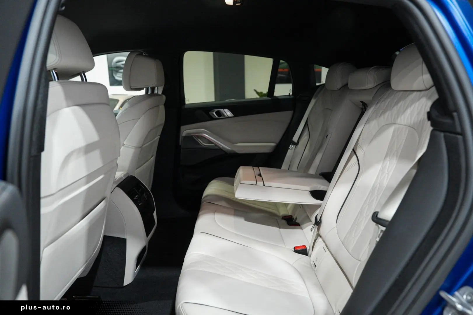 BMW X6 xD30d M Sport  INDIVIDUAL-MATT H K HUD ICONIC