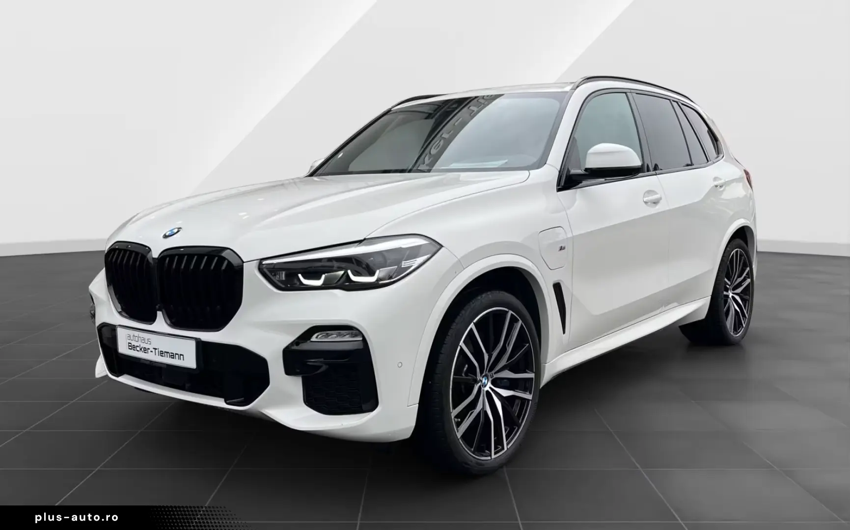 BMW X5 xDrive45e   M Sport  Komfortsitze