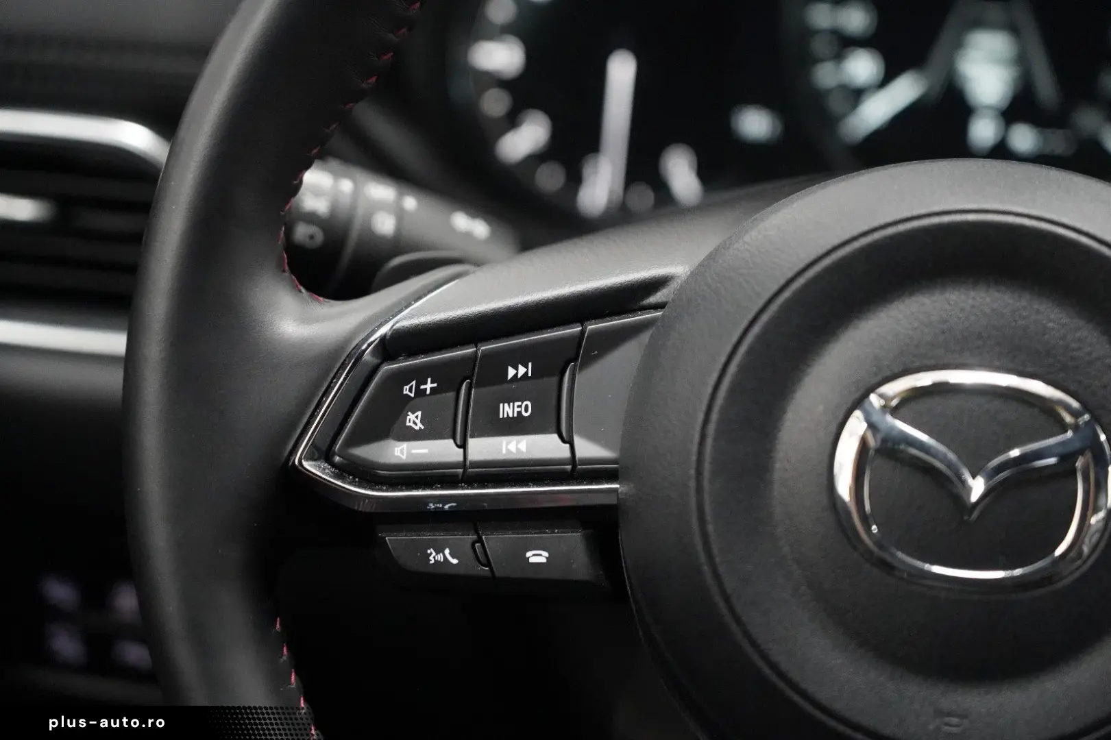 MAZDA CX-5 2.2 SKYACTIV-D 184 HOMURA AWD 360 Kamera