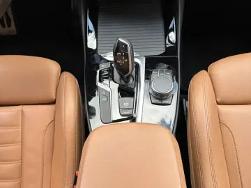 BMW X3 xDrive30d M-Sport NAV LED PANORAMA HUD KAMERA