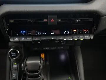 TOYOTA Land Cruiser D-4D AWD Executive HUD JBL 360  AHK