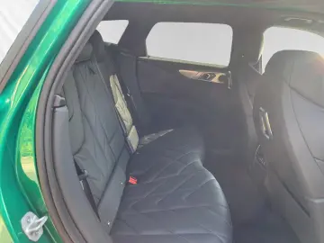 BMW XM 50e DAProf. AHK Autobahnassistent