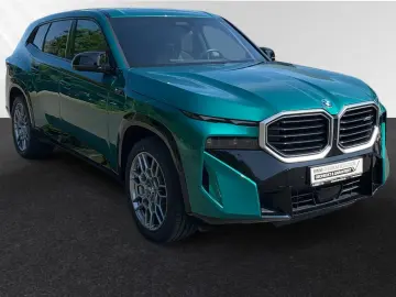 BMW XM 50e DAProf. AHK Autobahnassistent