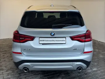 BMW X3 xDrive30e Advantage Navi.LED.DriveAss.ParkAss