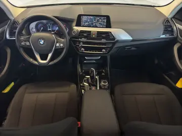 BMW X3 xDrive30e Advantage Navi.LED.DriveAss.ParkAss