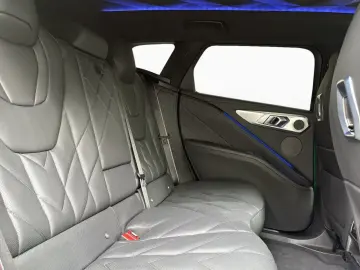 BMW XM 50e DA-Prof 360  Massage Autobah