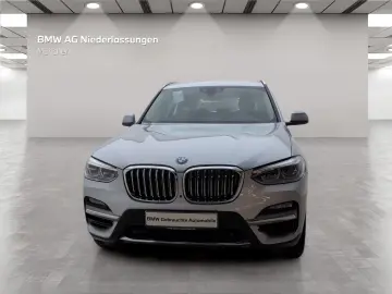 BMW X3 xDrive30e AHK Harman K LiveCockpitProf LED