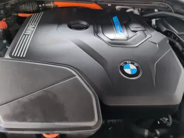 BMW X3 xDrive30e AHK Harman K LiveCockpitProf LED