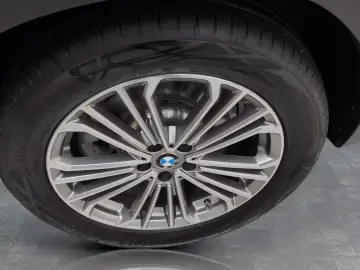 BMW X3 xDrive30e AHK Harman K LiveCockpitProf LED