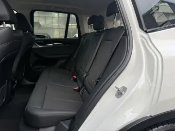 BMW X3 xDrive30e xLine AHK 94% Akku HeadUp Sport Ada