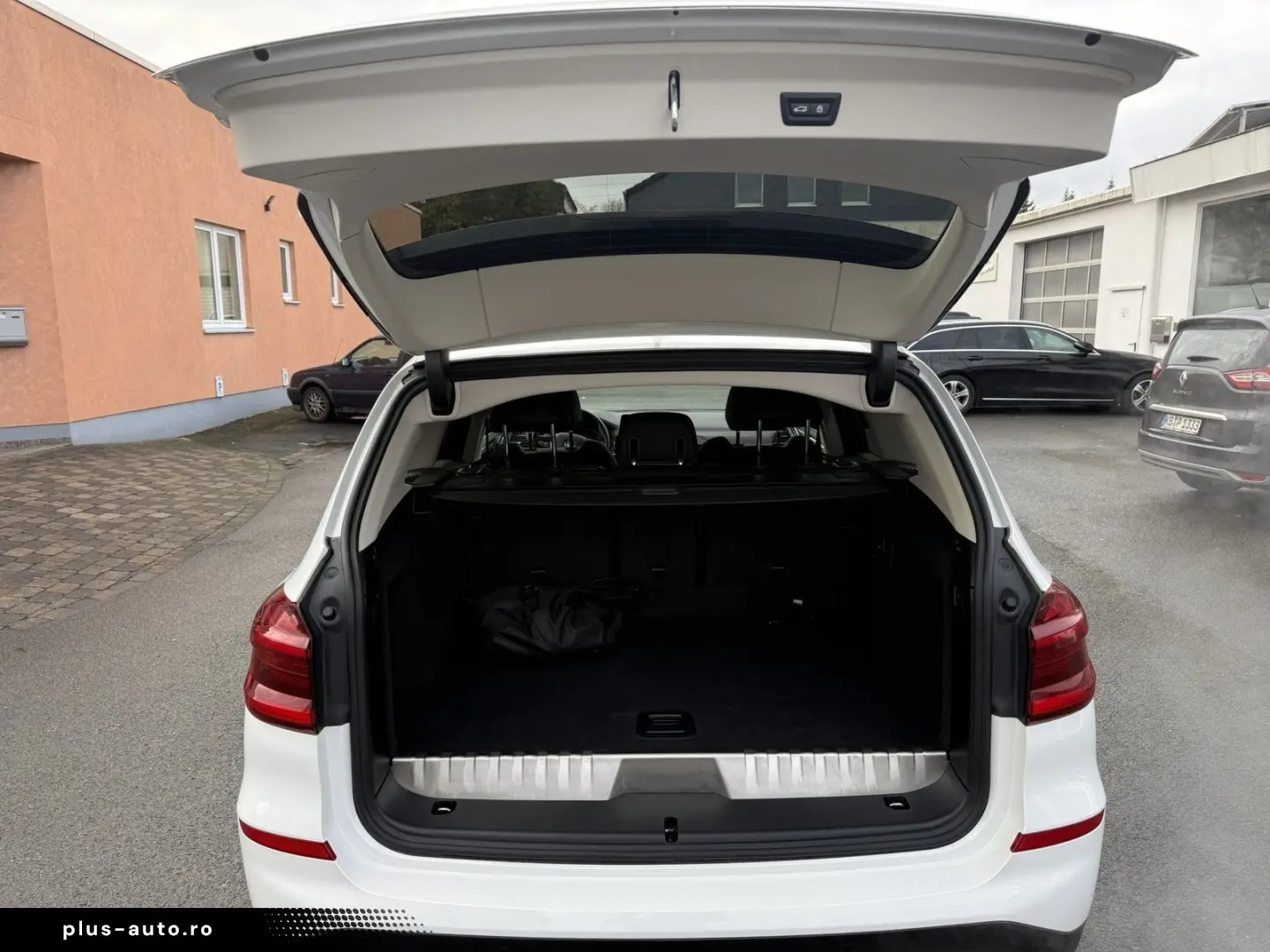 BMW X3 xDrive30e xLine AHK 94% Akku HeadUp Sport Ada