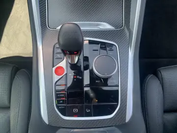 BMW XM 50e AHK DAProf.