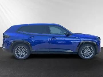 BMW XM 50e AHK DAProf.