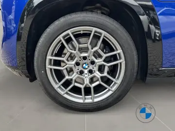 BMW XM 50e Autobahnassistent AHK