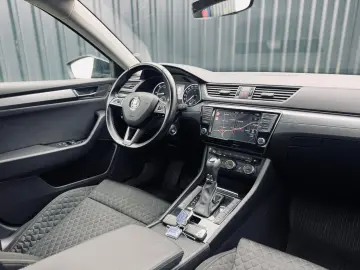 Skoda Superb  2.0 DIESEL 150 Cp   An Fab-10-2017