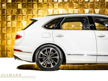 BENTLEY Bentayga HYBRID   PANORAMA