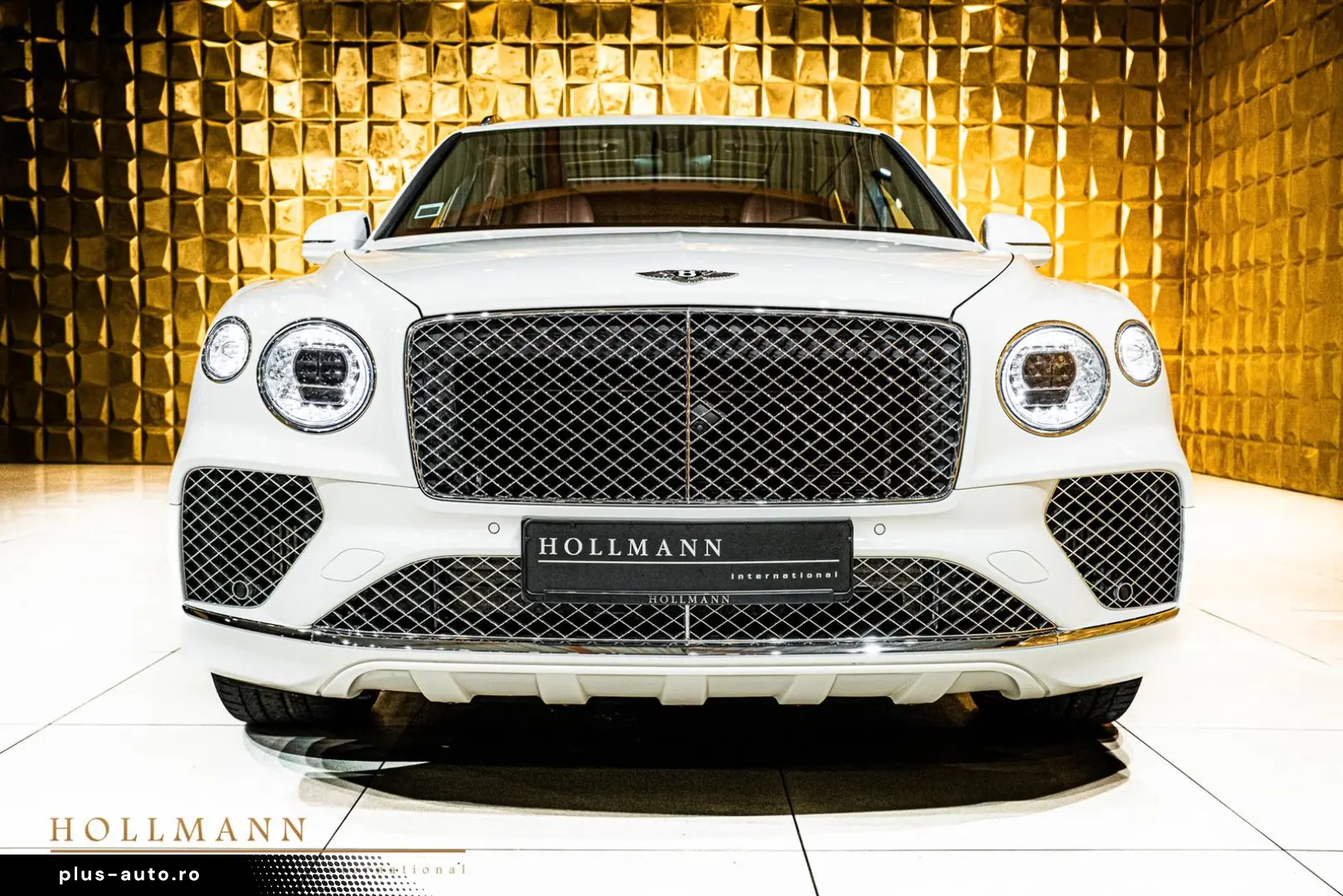 BENTLEY Bentayga HYBRID   PANORAMA