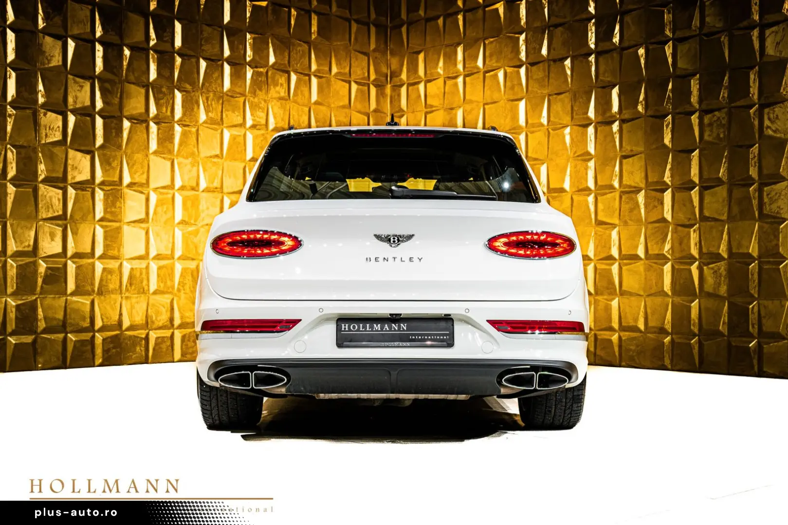 BENTLEY Bentayga HYBRID   PANORAMA