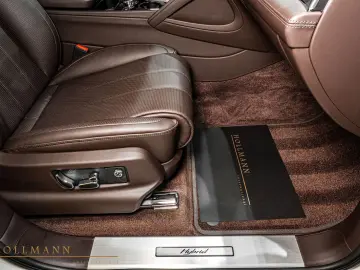 BENTLEY Bentayga HYBRID   PANORAMA