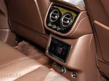 BENTLEY Bentayga HYBRID   PANORAMA