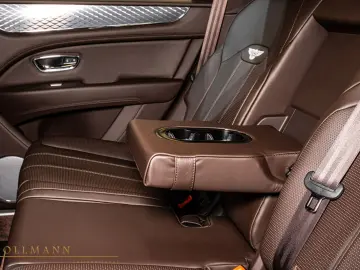 BENTLEY Bentayga HYBRID   PANORAMA