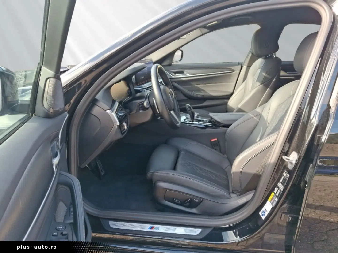 BMW 545 e xDrive Limousine M-Sport H&K AHK LC Prof