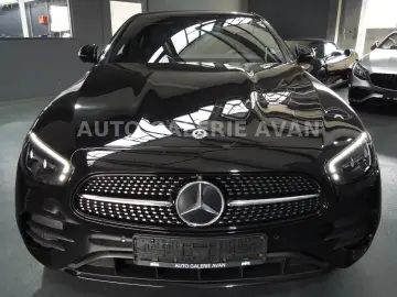 MERCEDES-BENZ E 300 de AMG LINE