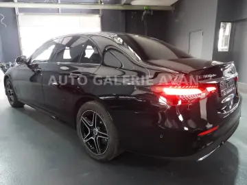 MERCEDES-BENZ E 300 de AMG LINE