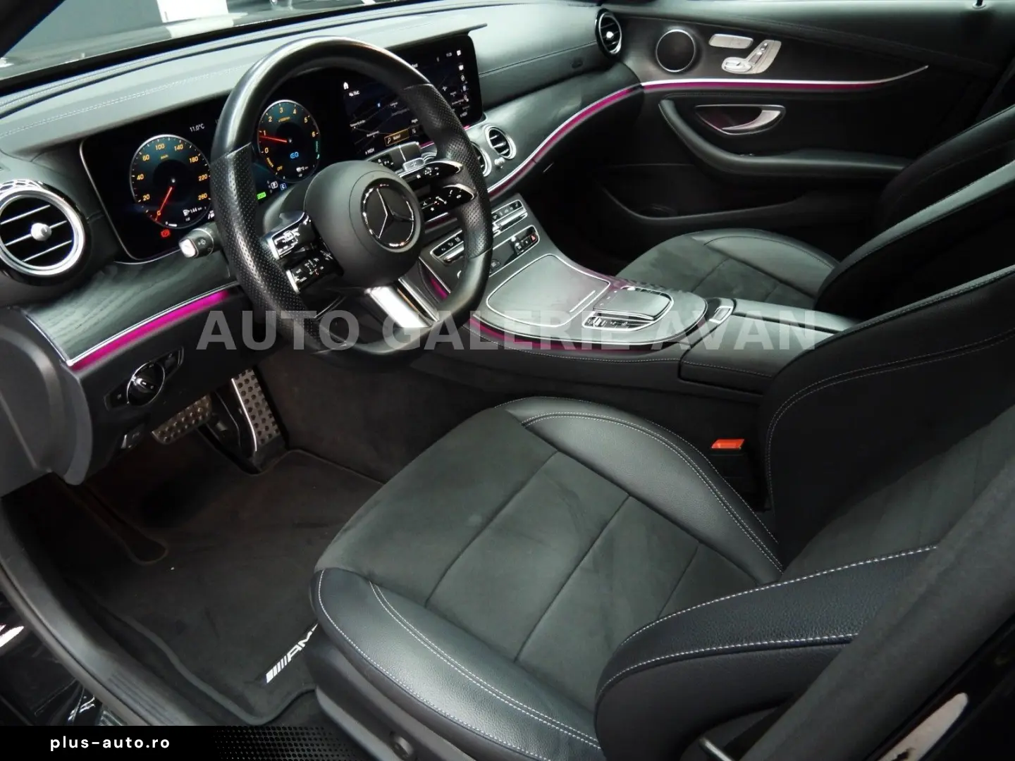 MERCEDES-BENZ E 300 de AMG LINE